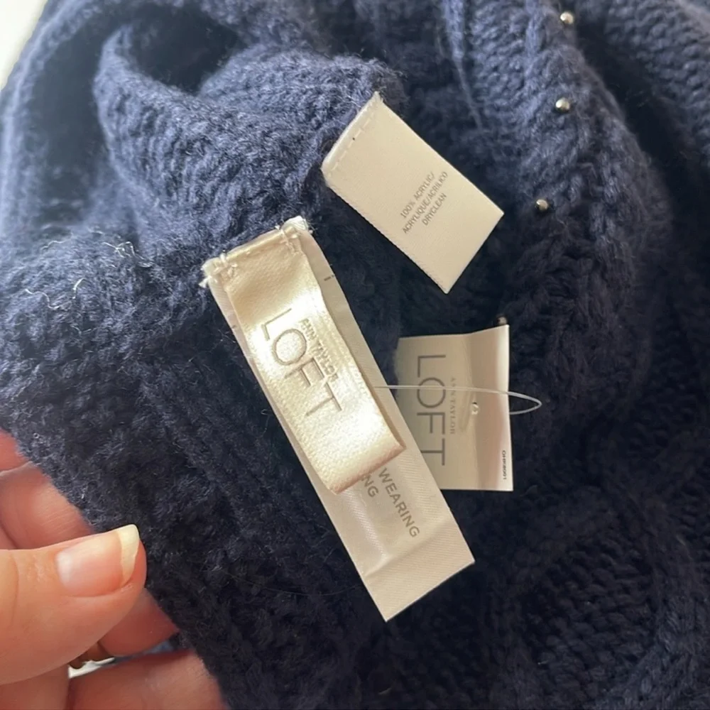 LOFT Cable Knit Beaded Infinity Scarf Navy Blue